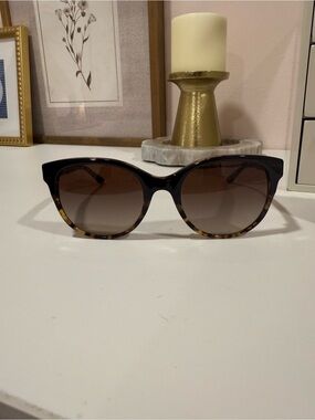 Tory Burch Two Tone Cat-Eye Tortoiseshell Sunglasses